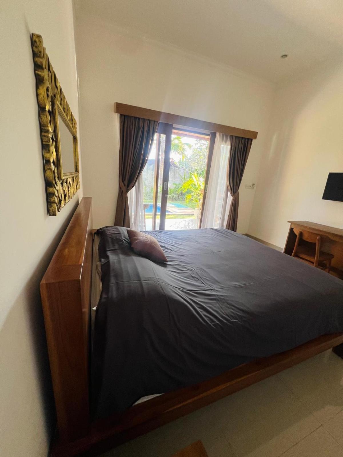 Wiryaroja Guest House Canggu  Exterior photo